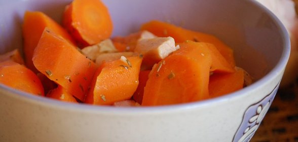 Запеченная морковь в фольге