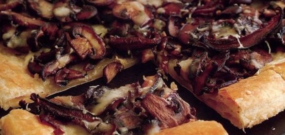 Пирог с жареными грибами