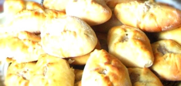 Расстегаи с сельдью