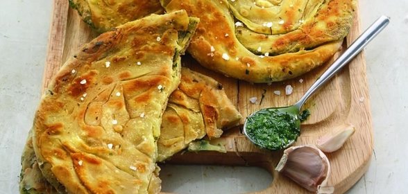 Лепешки с зеленым маслом