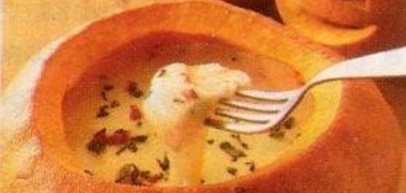 Сырное фондю в тыкве
