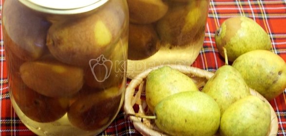 Сырный паштет с беконом и оливками