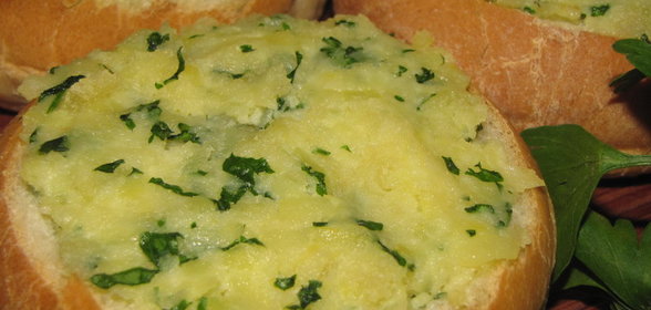 Картофельные булочки с брынзой