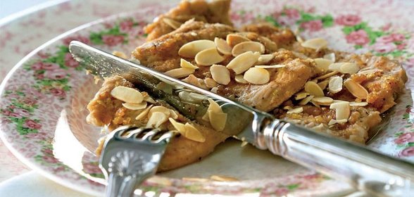Грудка индейки с финиками и картофельным пирогом