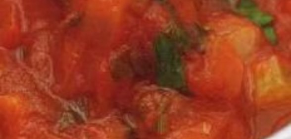 Томатный соус с кусочками овощей