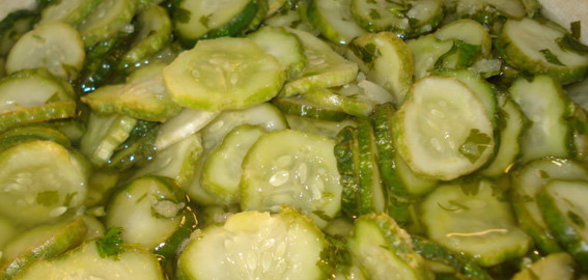 Салат из огурцов на зиму без стерилизации и варки