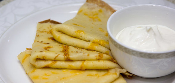 Блины с сырным припеком