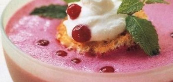 Соус сливочный с солеными огурцами