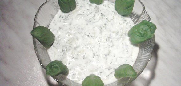 Один из вариантов соуса Цацики