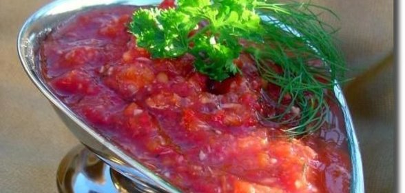 Аджика из хрена и помидор с чесноком на зиму