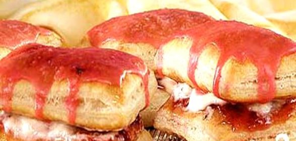 Ванильные пирожки с клубничным джемом