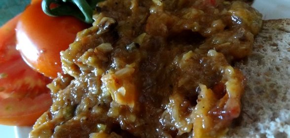 Икра кабачковая с карамелизированным луком в глазури из бальзамического уксуса