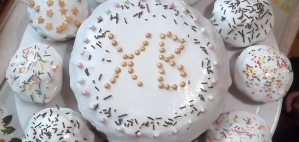 Апельсиновый кулич с шоколадом