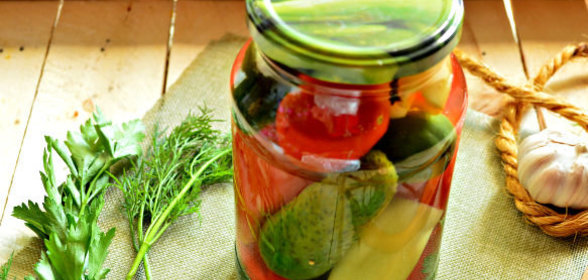 Пикули с зеленью (на зиму)