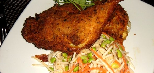 Курица жареная с луком-шалот и морковью