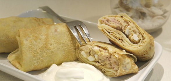 Блинчики с начинкой из тунца и яйца