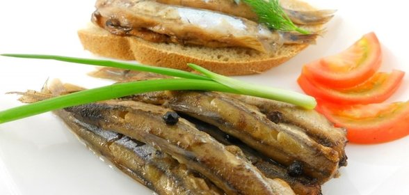 Шпроты из мойвы