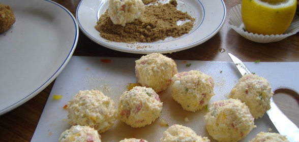 Вишня маринованная