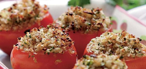 Помидоры с луковой начинкой