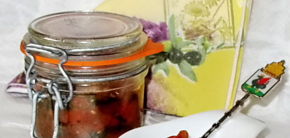 Конфитюр из помидорок черри и базилика