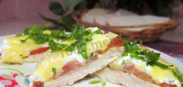 Отбивные из куриного филе с сыром в духовке