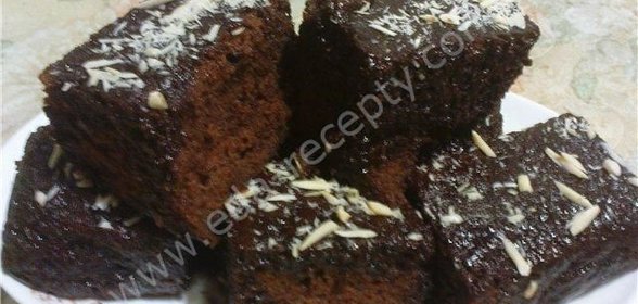 Шоколадное пирожное
