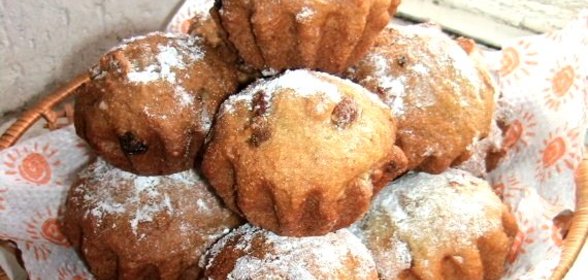 Нежные кексы с вареньем и маком