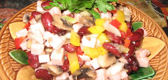 Салат из красной консервированной фасоли