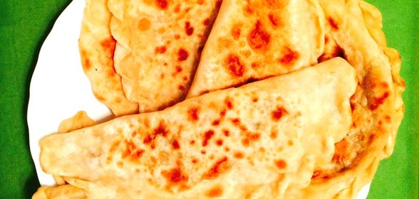 Чебуреки с грибами и сыром