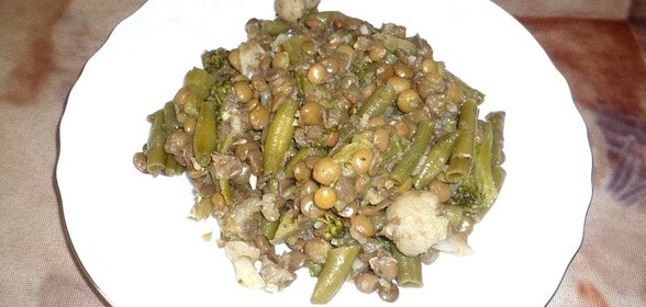Постная чечевица с овощами