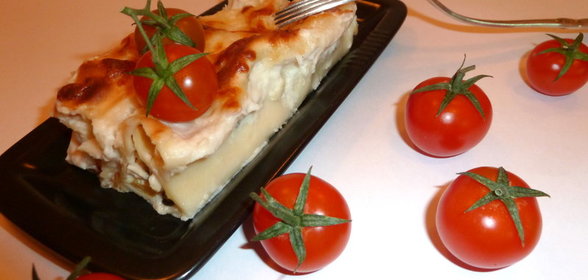 Маникотти ( каннеллони) с курицей, болгарским перцем и тремя видами сыра