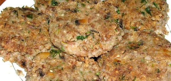Гречневые котлеты с грибами
