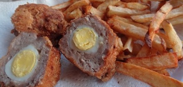 Колобок с Яйцами или Я от Бабушки Ушёл, Я от Дедушки Ушёл