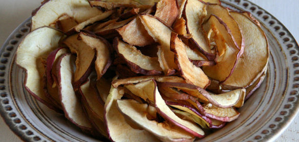 Грушевые чипсы с корицей