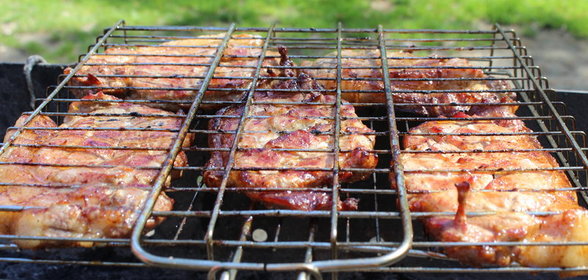 Ножки и крылышки в соусе барбекю