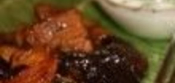 Помидоры, фаршированные пшенной кашей, сыром и луком