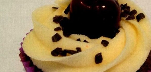 Маффины с вишневым джемом