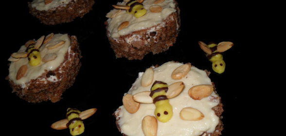 Пирожное Пчелка