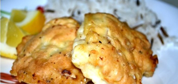 Mинтай в кляре на сковороде