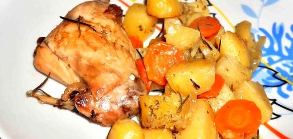 Кролик, тушенный в вине