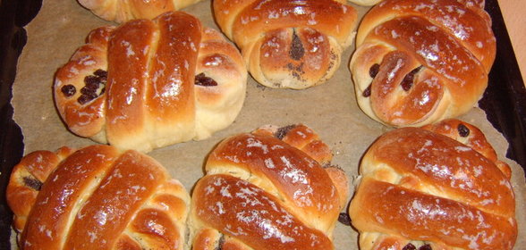 Синенькие с аджикой кусочками