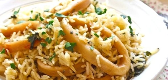 Плов с кальмарами