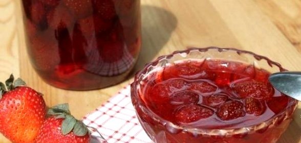 Клубничное варенье жидкое