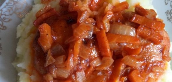 Помидоры с чесночной заправкой