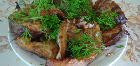 Маринованая рыбка на мангале