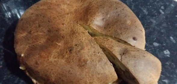 Заливной пирог из рыбных консервов