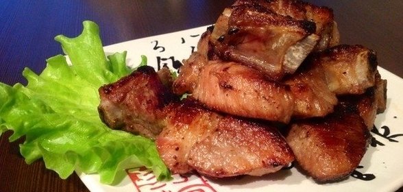 Свиные ребрышки в соевом соусе