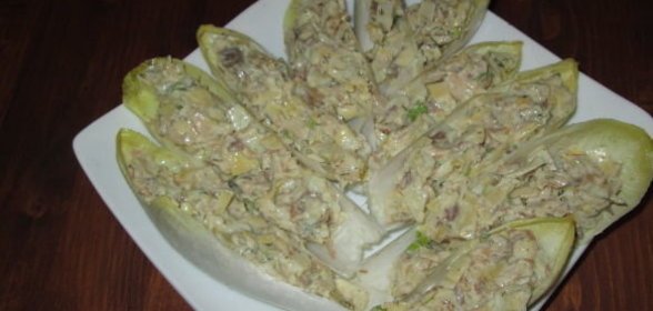 Закуска из консервированной рыбы и артишоков