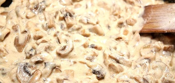 Грибной соус из шампиньонов со сливками