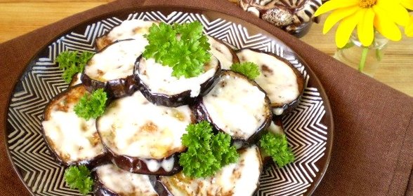 Баклажаны жареные с чесноком и майонезом